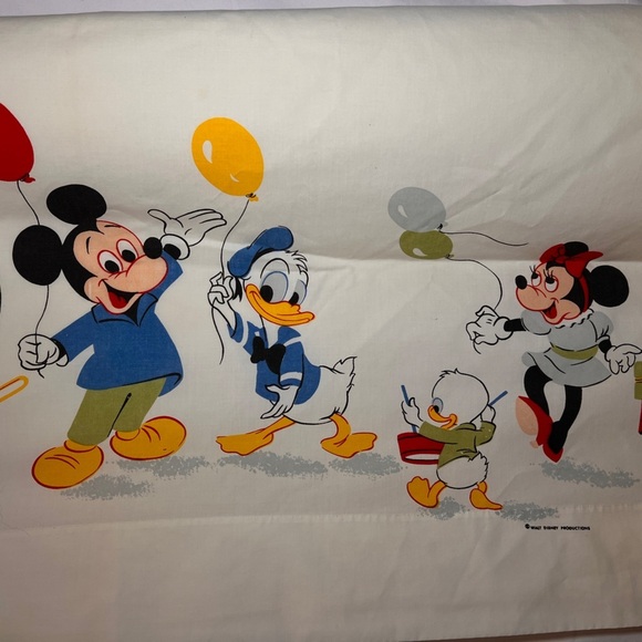 Vintage Disney Bedding - Picture 4 of 7